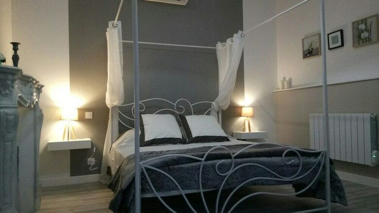 Hotel Chambres Des Coteaux