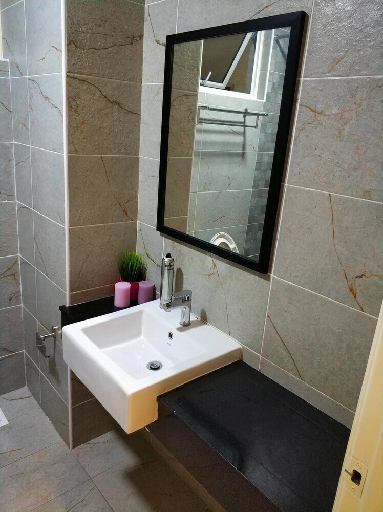 Ais-kacang Sweet Home Luxury Apartments