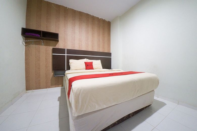 Hotel Reddoorz Plus Near Mall Panakukang 2