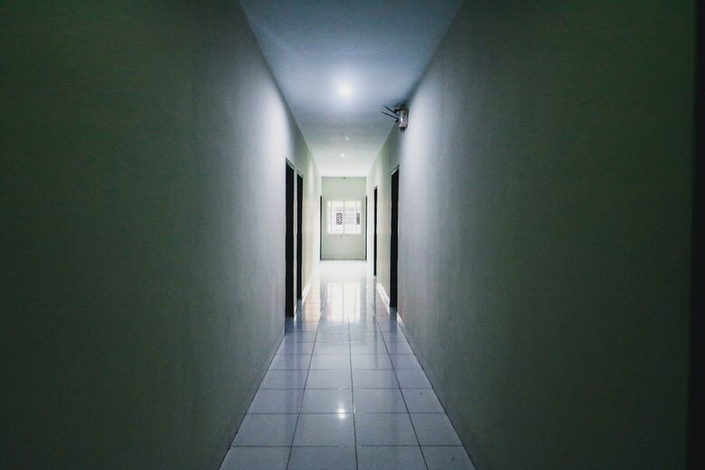 Hotel Reddoorz Plus Near Mall Panakukang 2