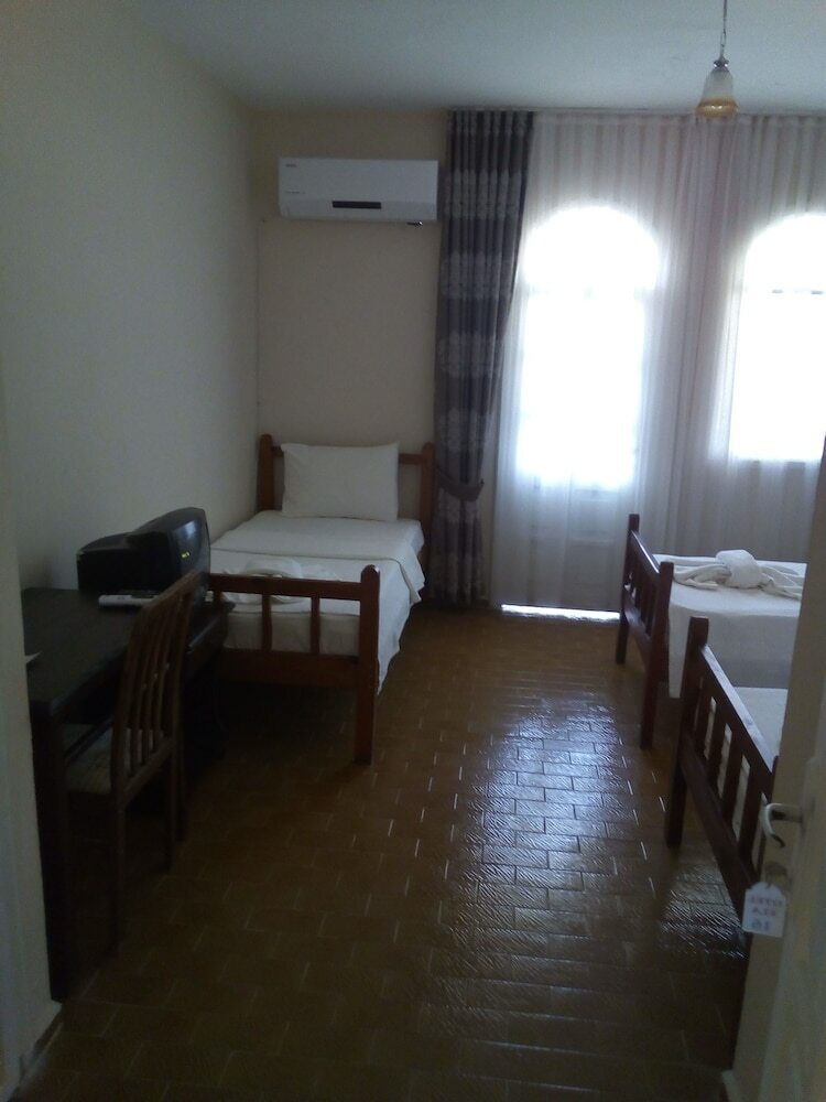 Hotel Ela Otel Hisar�n�