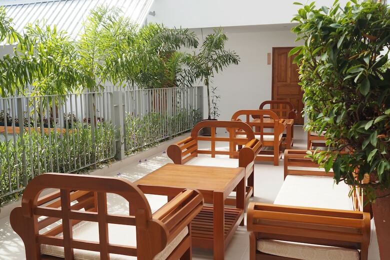 Hostal Nonnee