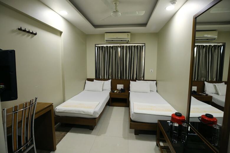 Hotel Bombay International