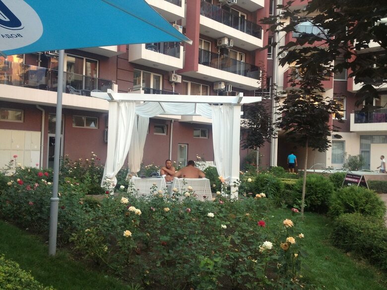 Aparthotel Admiral Plaza Apartments