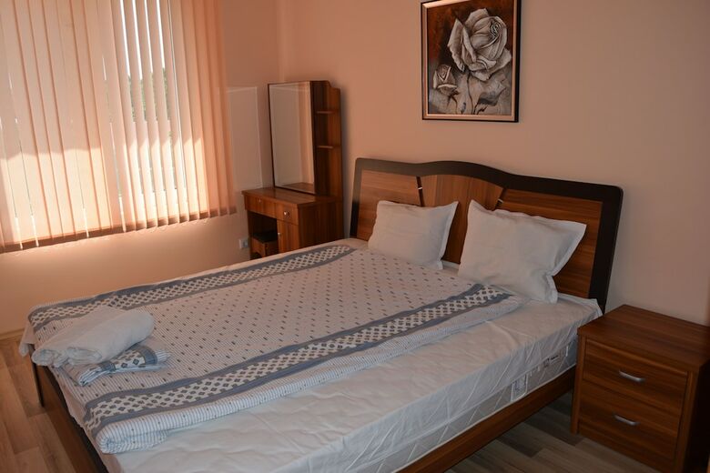 Aparthotel Admiral Plaza Apartments
