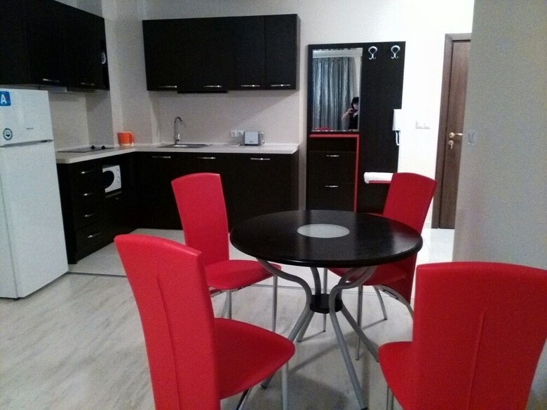 Aparthotel Admiral Plaza Apartments