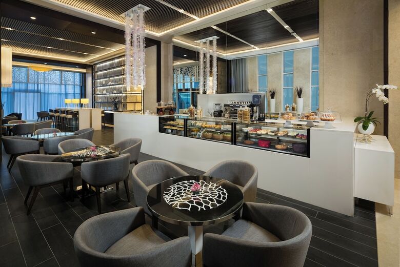 Hotel Beach Rotana Residences