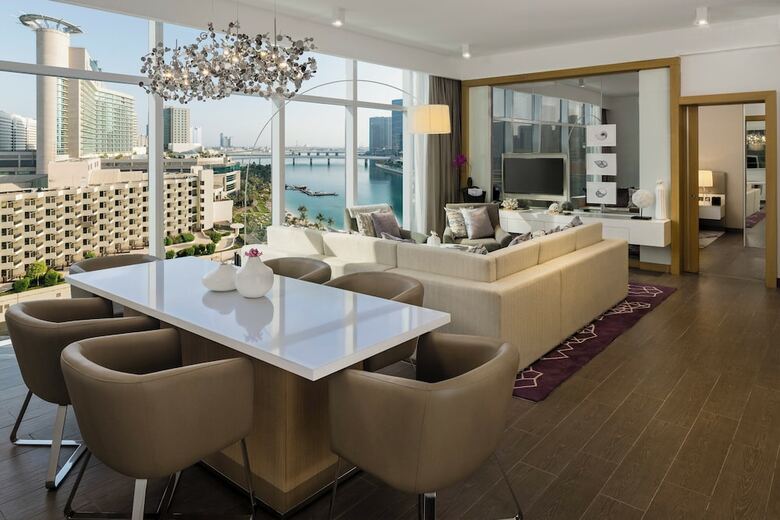 Hotel Beach Rotana Residences