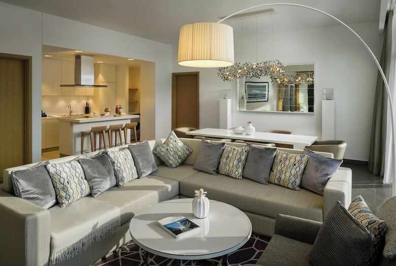Hotel Beach Rotana Residences