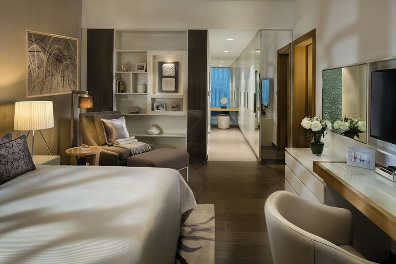 Hotel Beach Rotana Residences