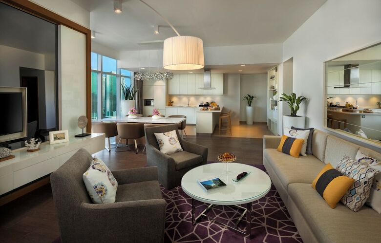 Hotel Beach Rotana Residences