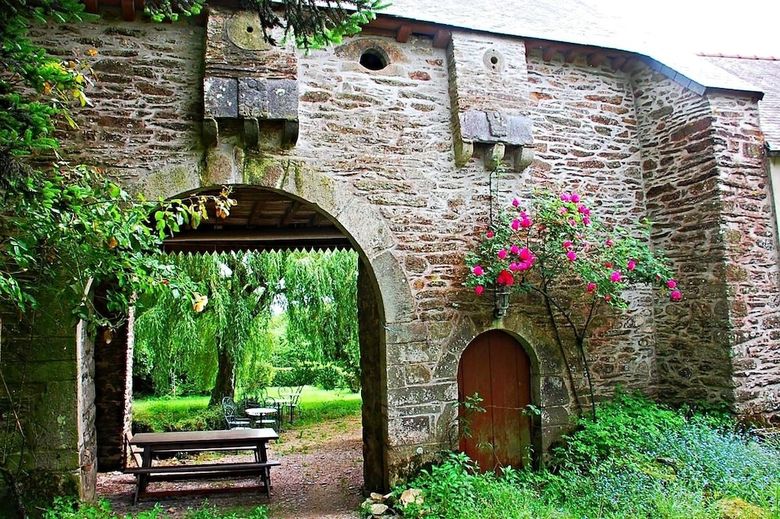 The Breton Apartment At Chateau Le Mur