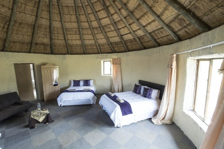 Hotel Sani Stone Lodge