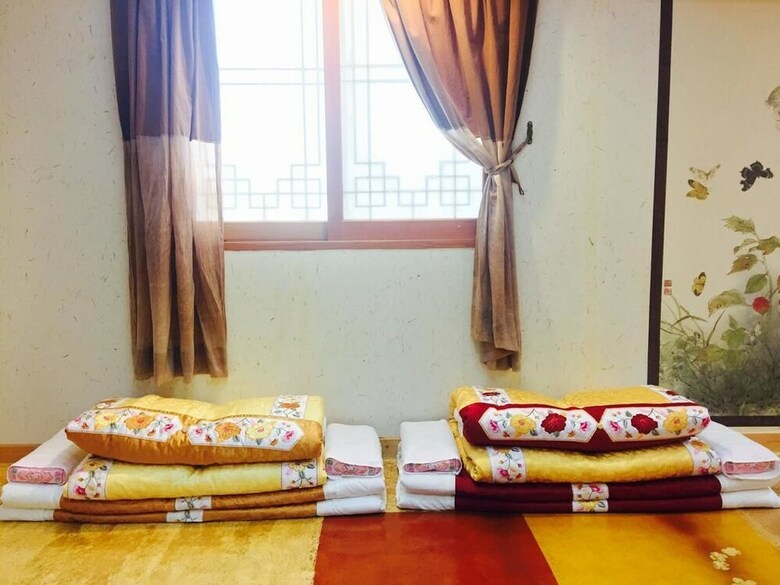 Jeonju Hanok Village Hotel