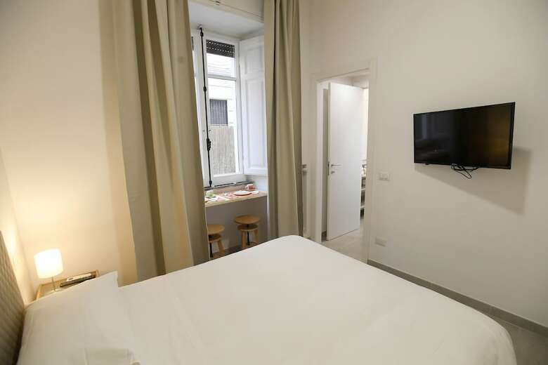Santi Quattro Apartment & Rooms - Colosseo