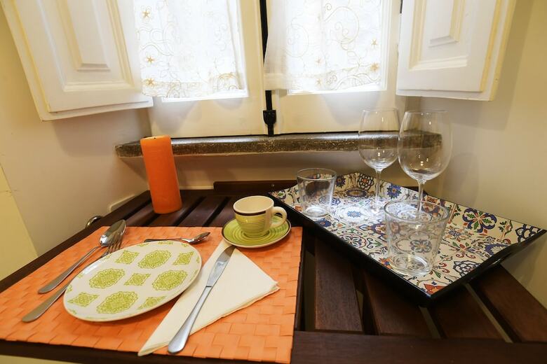 Santi Quattro Apartment & Rooms - Colosseo