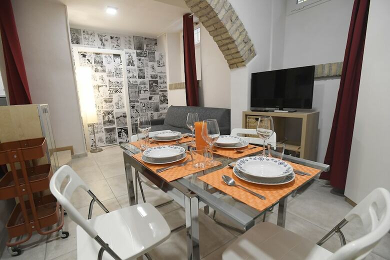 Santi Quattro Apartment & Rooms - Colosseo