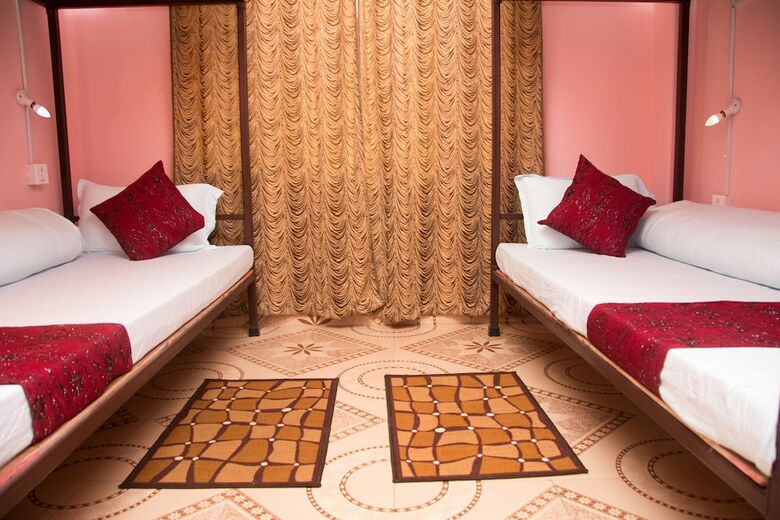 Hostal Mount Blue Tourist Hostel