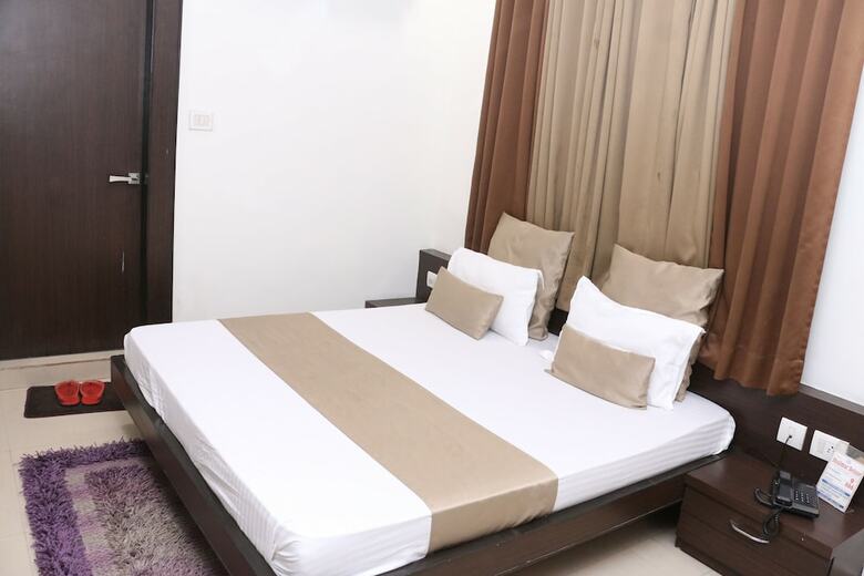 Hotel Shalimar Deluxe