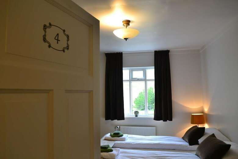 Hotel Kirkjub�l Guesthouse
