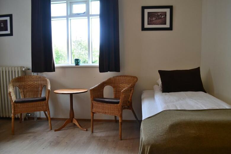 Hotel Kirkjub�l Guesthouse