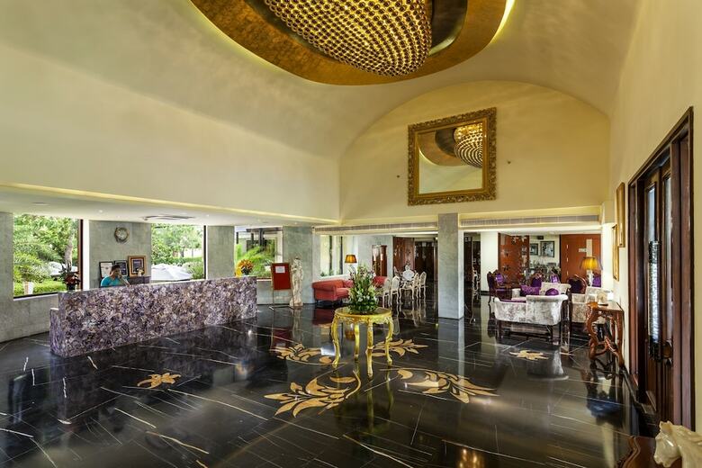 Hotel Justa Atrio