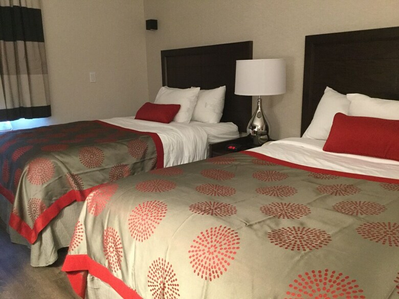 Hotel Ramada By Wyndham Bronx Terminal