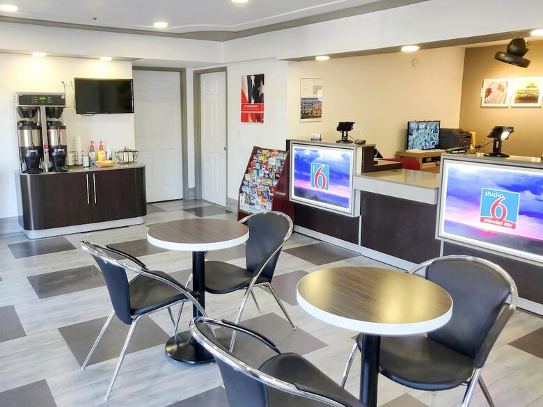 Hotel Studio 6 Fresno ? Extended Stay