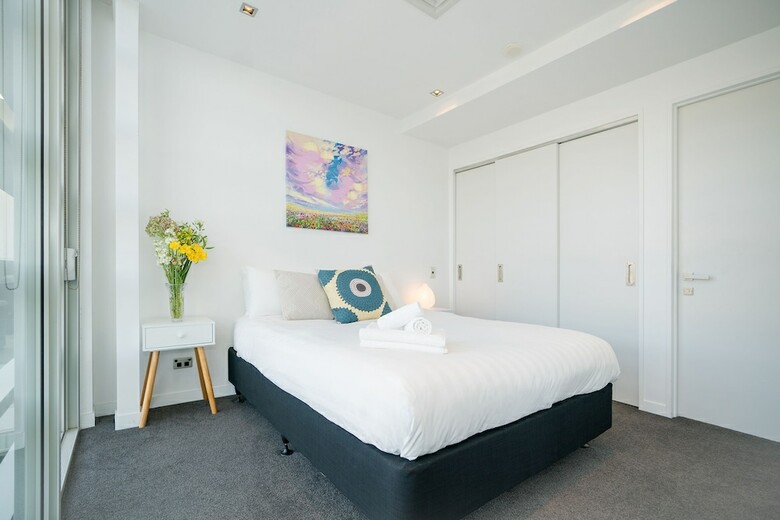 Apartamentos Waterfront Luxury With Pool & Gym