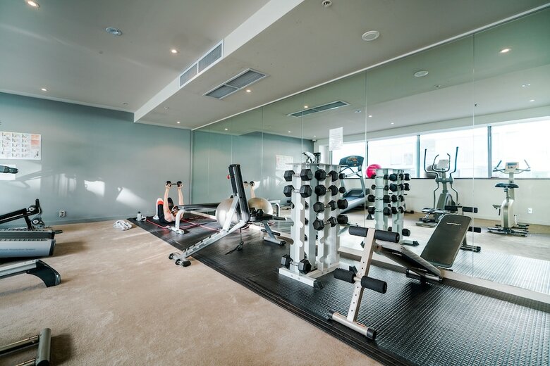 Apartamentos Waterfront Luxury With Pool & Gym
