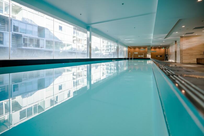 Apartamentos Waterfront Luxury With Pool & Gym