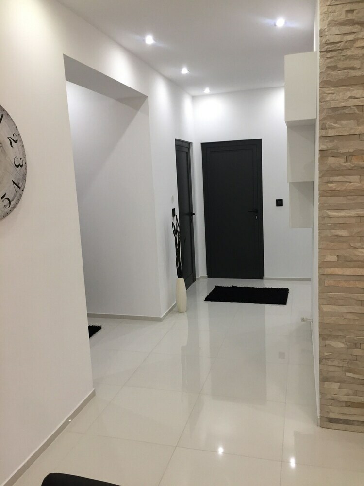 Apartments Neli