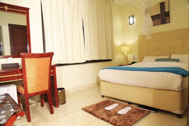 Iwawe Hotel