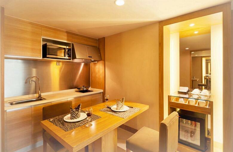 Landmark International Hotel Science City