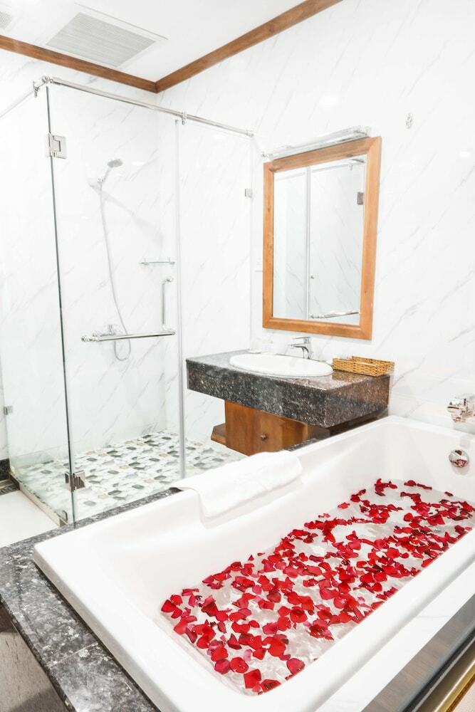 Huong Viet Hotel