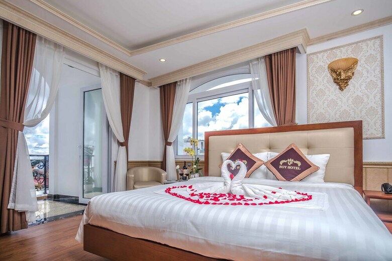 Roy Dala Hotel