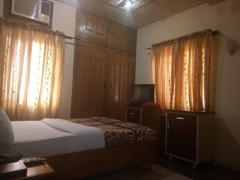 Hotel Progandy Guest House - Main