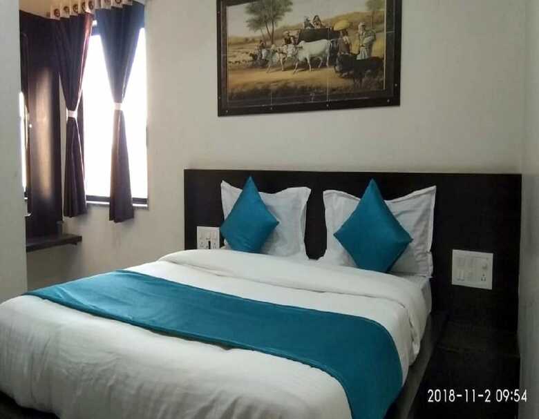 Hotel Gayatri By Sky Stays