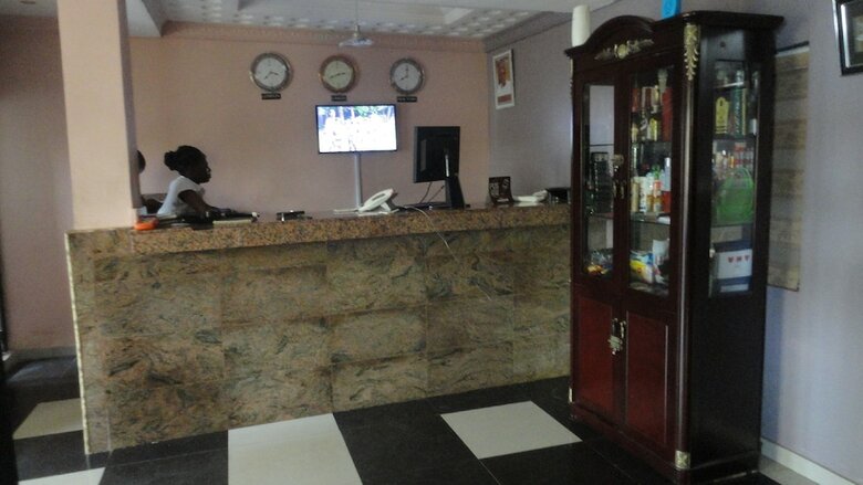 Southland Concept Hotel And Suites
