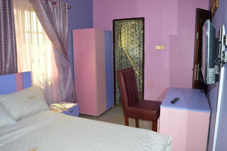 Southland Concept Hotel And Suites