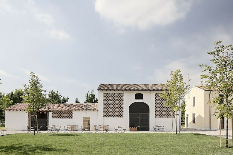 Hostal Ostello La Goliarda