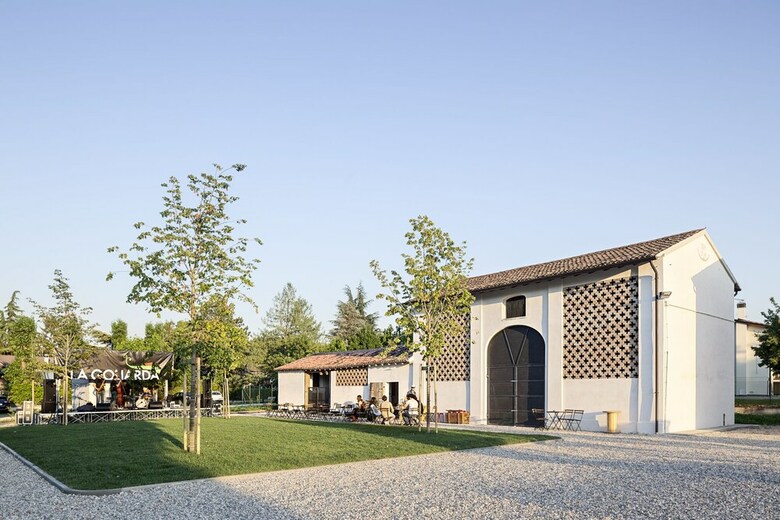 Hostal Ostello La Goliarda