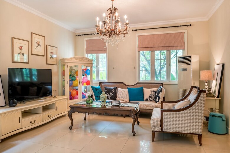 Hotel Cambridge Villa With 5 Brs