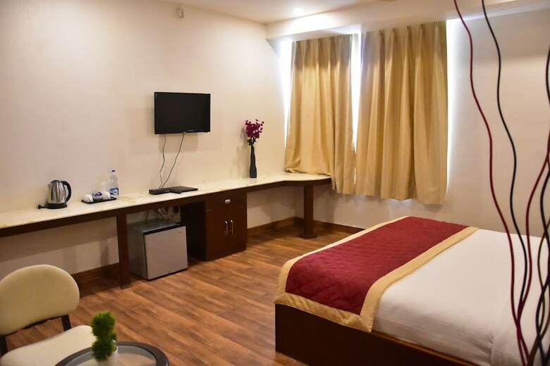 Ishanika Hotel