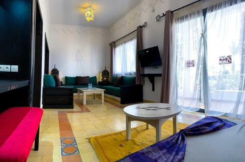 Borjs Hotel Suites & Spa