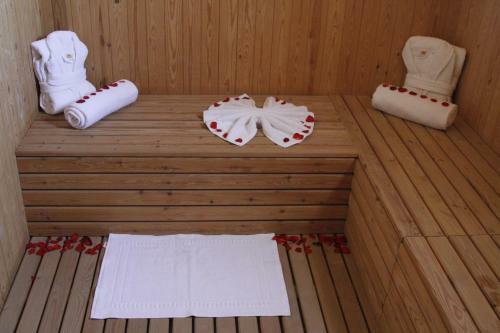 Borjs Hotel Suites & Spa