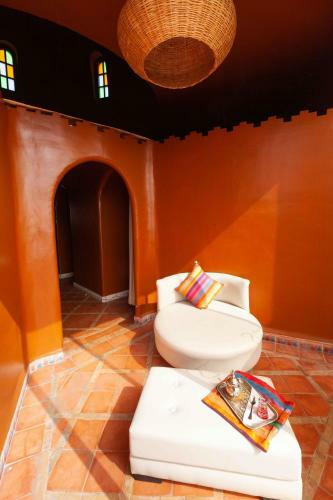 Borjs Hotel Suites & Spa
