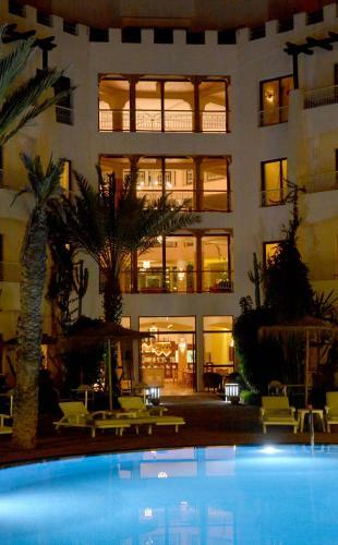 Borjs Hotel Suites & Spa