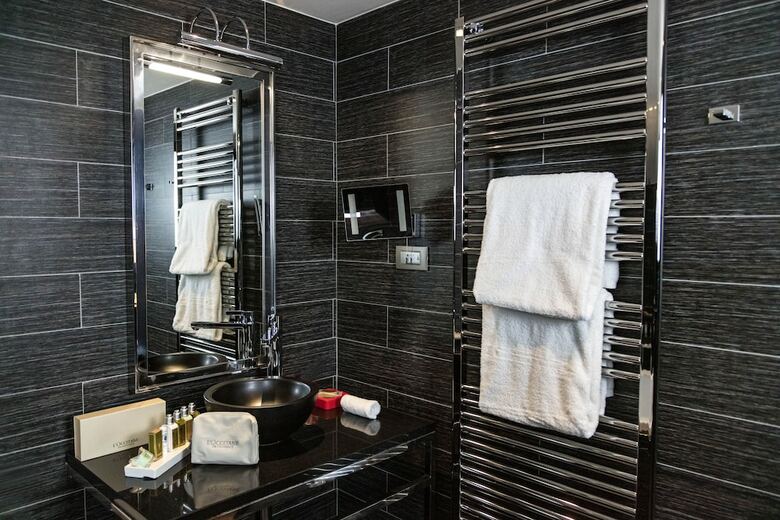 Hotel H�tel Avenue Lodge