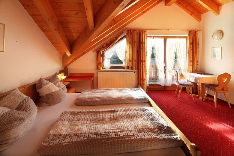 Hotel G�stehaus Riesenb�hl